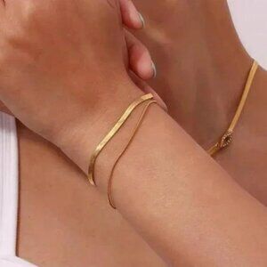 18K GOLD \\  CHAIN DOUBLE LAYER BRACELET, NICE BRACELET, CUTE BRACELET.
